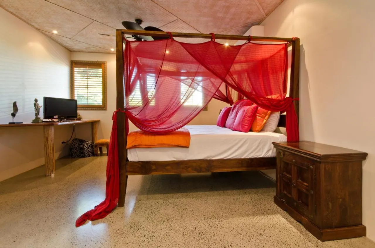 Вилла Casa Albero Via Roma Голд-Кост 0*,  Австралия